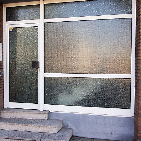 25 Qm Ferienwohnung Neuss Furth Exterior foto